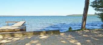 Fantastically situated vacation home for families & dogs, fenced, 200m to Lake Plau