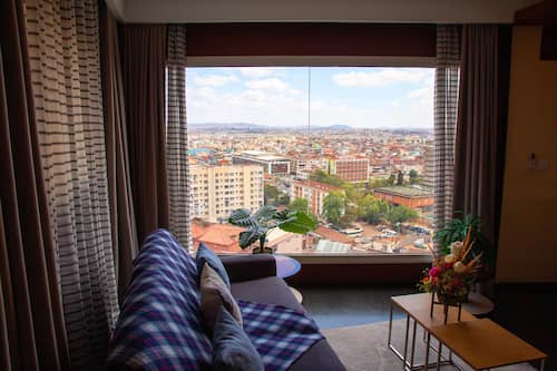 Panoramic-Suite, 1 Schlafzimmer, Stadtblick | Blick auf die Stadt