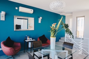 Flat-screen TV - Sally Port Senglea (Senglea)