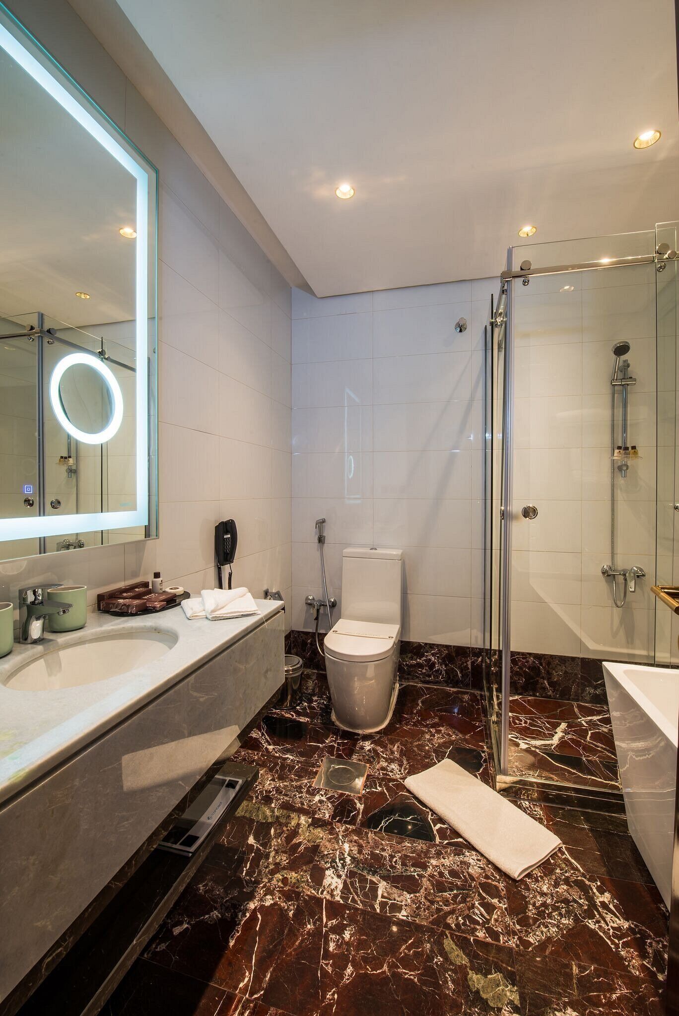 minibar, in-room safe, desk, soundproofing