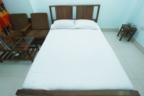 Desk, free WiFi, bed sheets - Hotel Star Park (Chittagong)