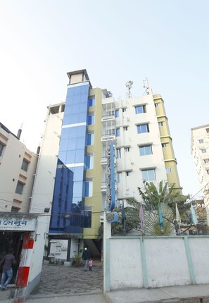 Front of property - Hotel Star Park (Chittagong)
