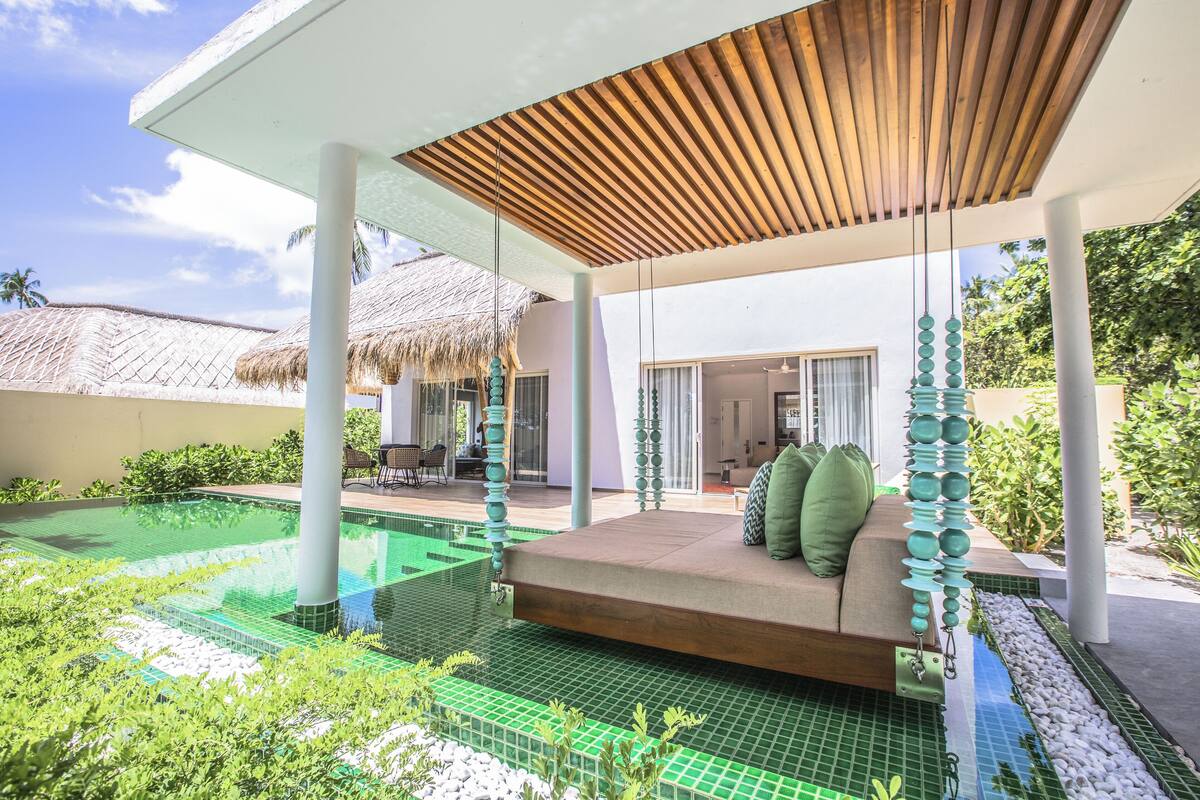 Superior Beach Villa with Pool | Teres/patio