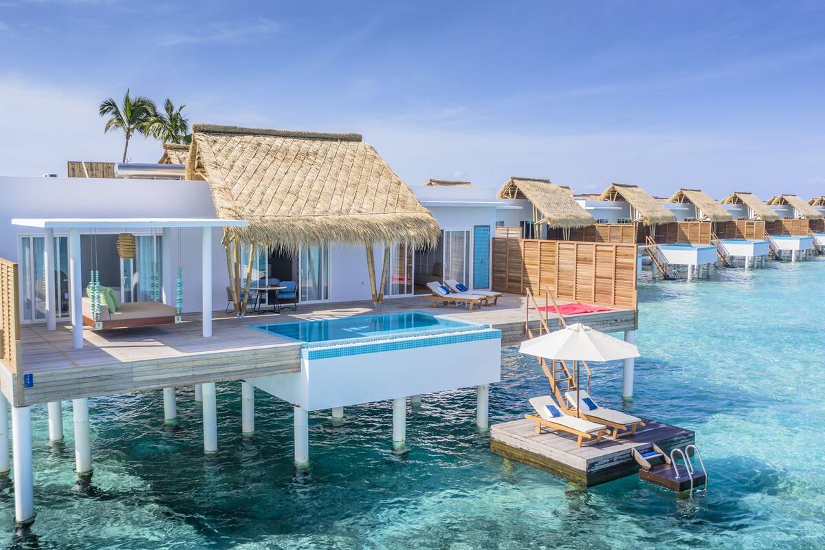 Superior Water Villa with Pool | 1 bilik tidur, peralatan tempat tidur premium, busa memori 