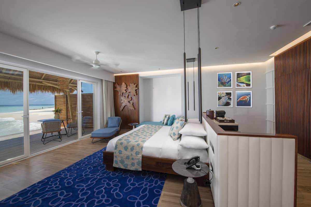 1 bedroom, premium bedding, memory foam beds, free minibar