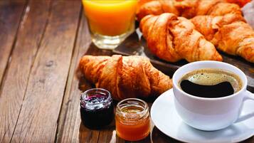 Petit déjeuner préparé sur commande servi tous les jours en supplément
