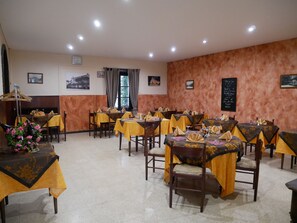 Restaurant - Hostellerie des Voyageurs (Bonson)