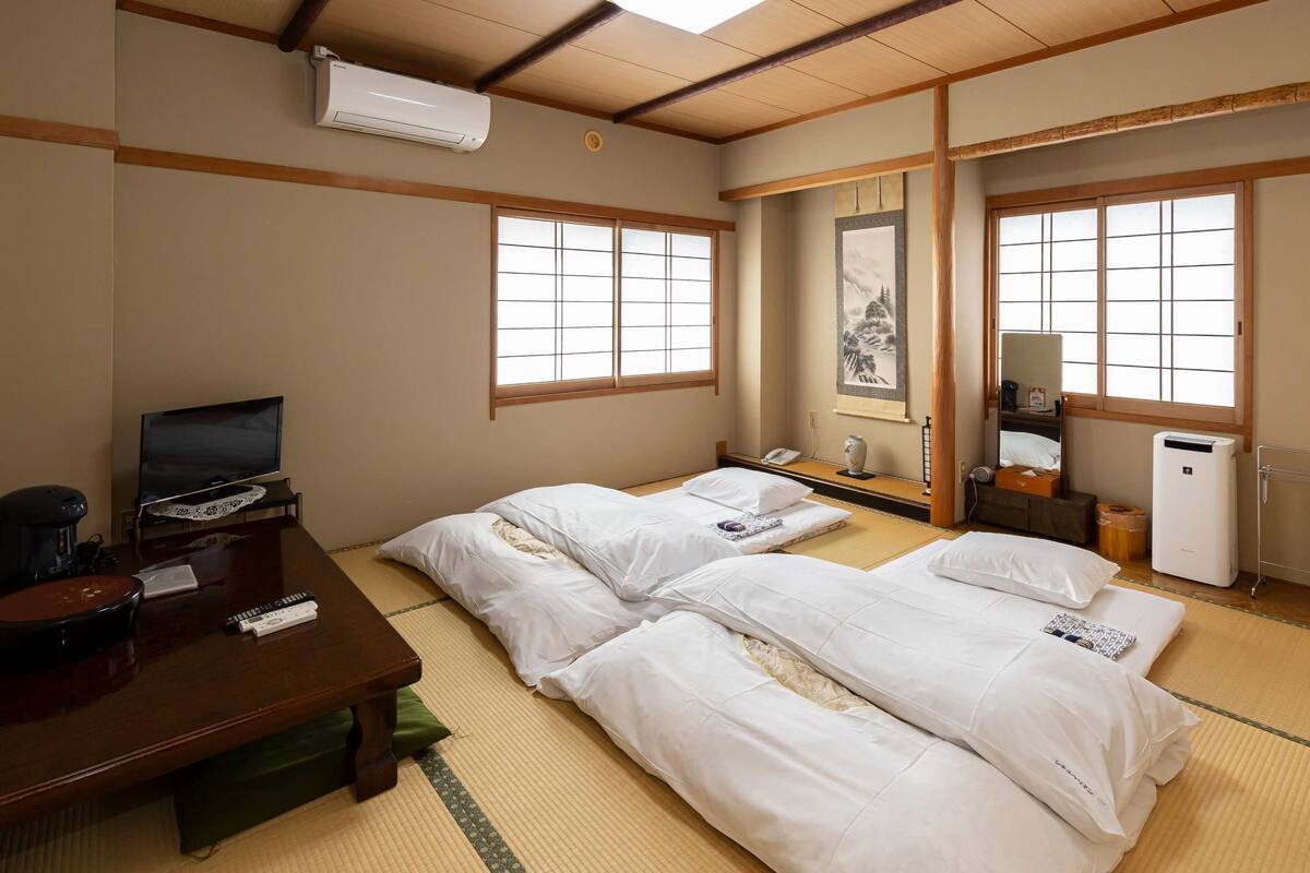 ห้องทราดิชันนัล, ปลอดบุหรี่, ห้องน้ำส่วนตัว (Japanese 8 Tatami-mats) | Wi-Fi ฟรี