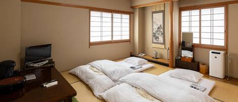 Japanese Style 8Tatami-mats Room, Private Bath, Non Smoking (For additional futon, contact property)