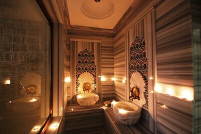 Izala Hotel - Boutique Class