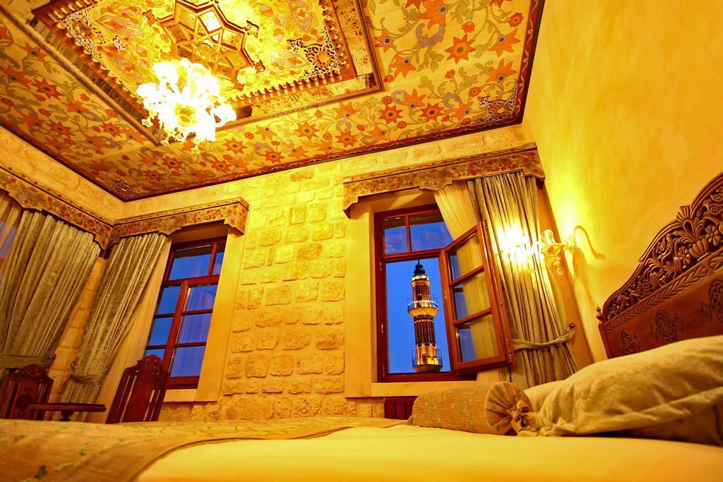 Minibar, in-room safe, rollaway beds, free WiFi