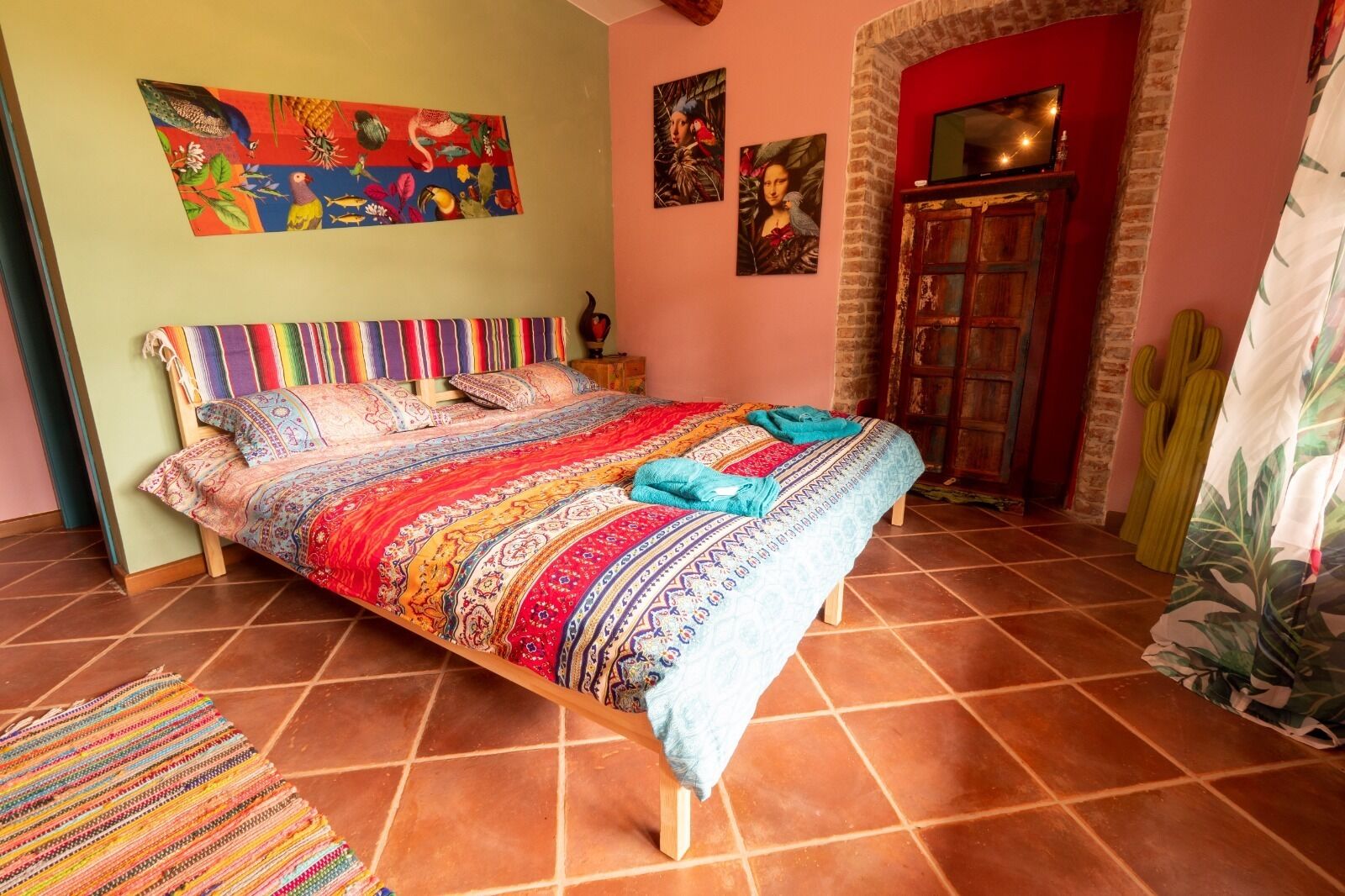 Chambre Supérieure, accessible aux personnes à mobilité réduite, vue cour intérieure