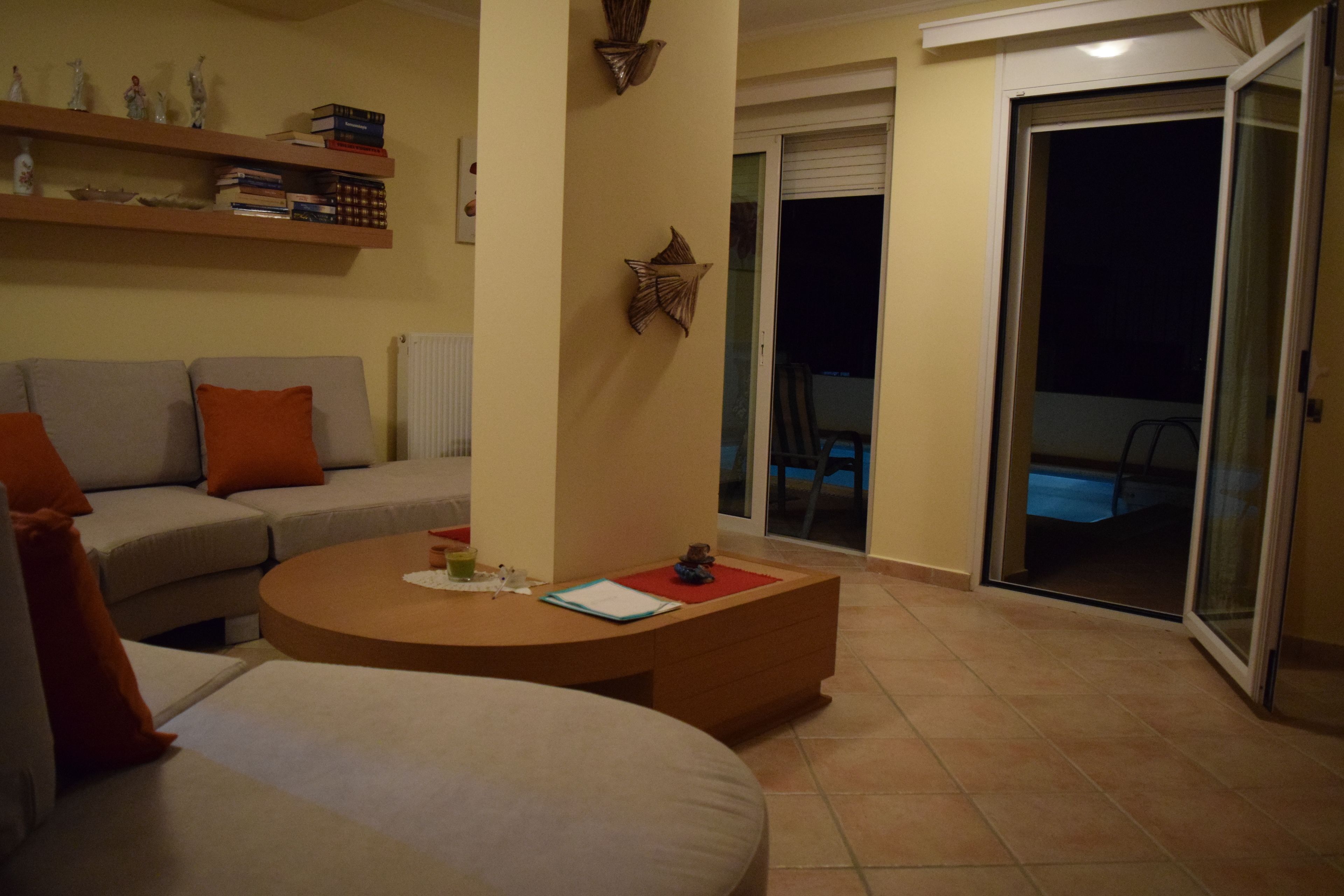 Villa Panoramique, 2 chambres, piscine privée, vue mer | Salle de séjour