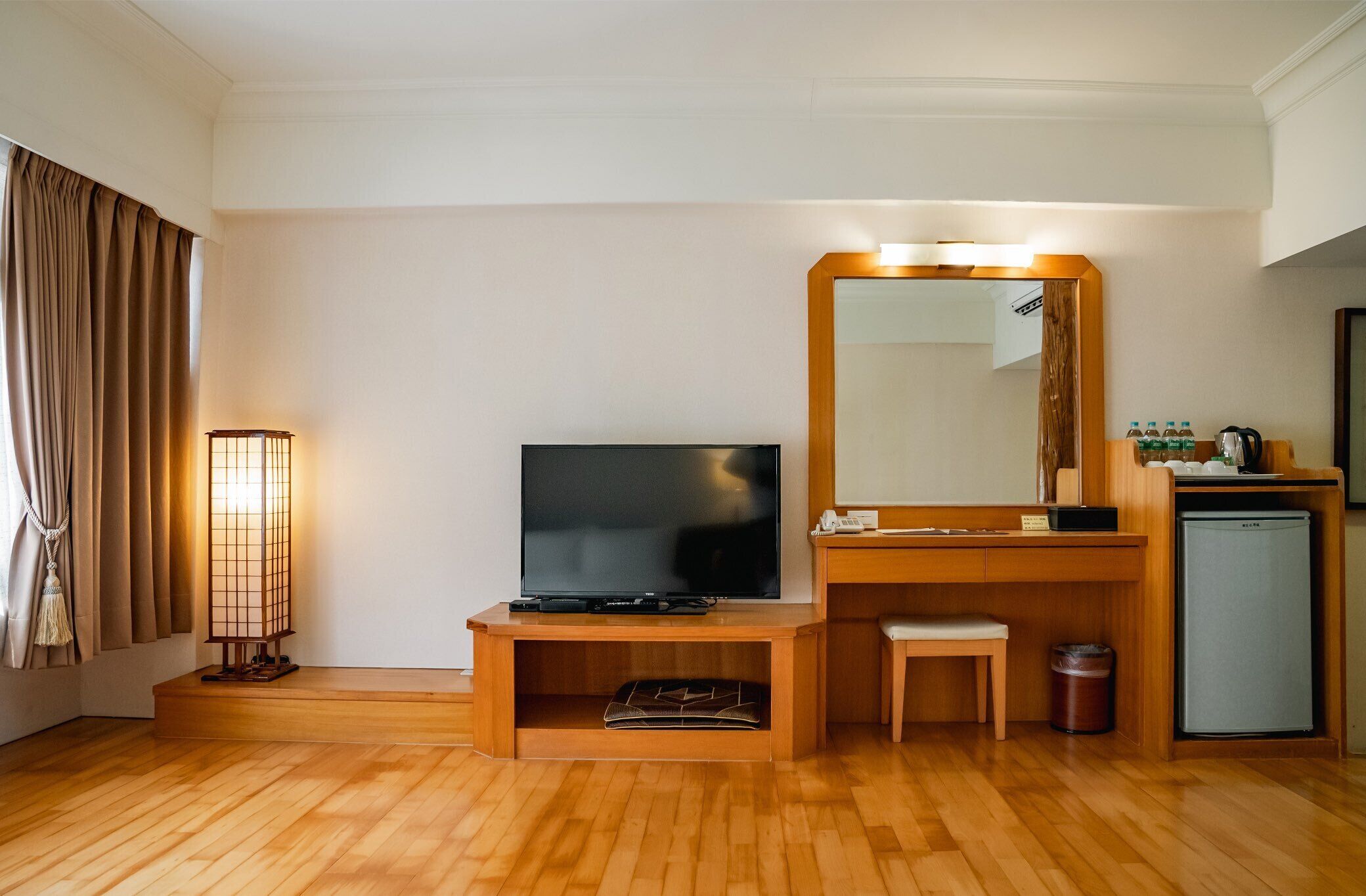 deluxe japanese style quadruple room | living area | tv