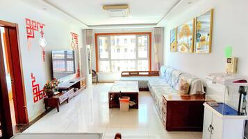 Căn hộ, 3 phòng ngủ, quang cảnh biển | 1 phòng ngủ, bàn, màn/rèm cản sáng