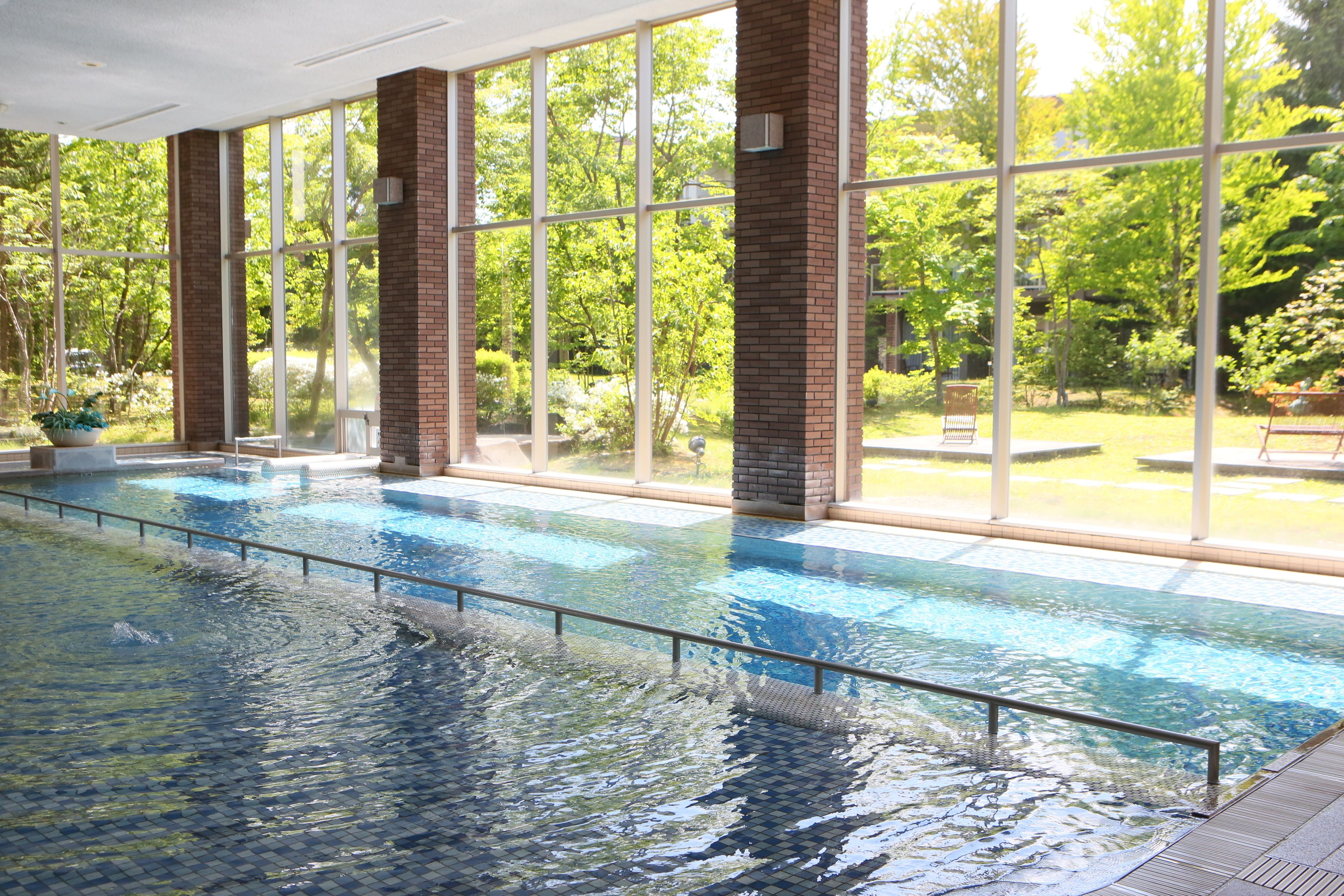indoor pool, a natural pool
