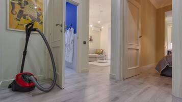 Grand appartement, 1 queensize bed met slaapbank, op benedenverdieping | Luxe beddengoed, individueel gedecoreerd, individueel gemeubileerd