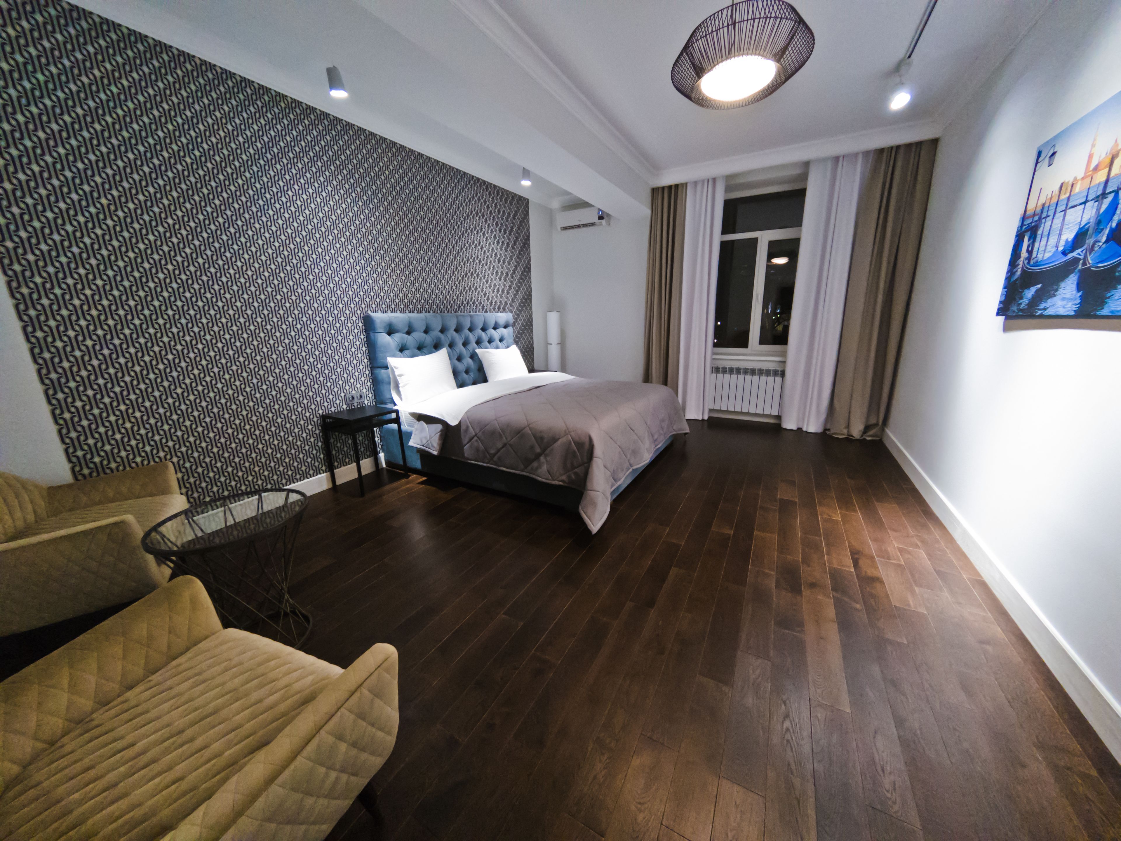 family apartment, 2 bedrooms, kitchen, park view | living room