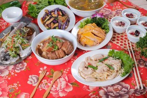 Dining - Guanwu Villa (Taian)