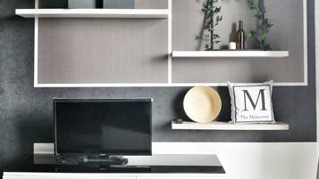 Exclusive Duplex, 3 Bedrooms | Living room | Flat-screen TV