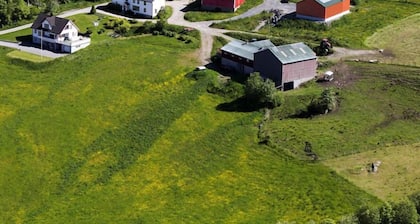 Innante Gamle Våningshus Cabin – Torvikbukt