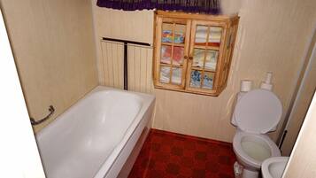 Cabin, 6 phòng ngủ | Phòng tắm | Bồn tắm