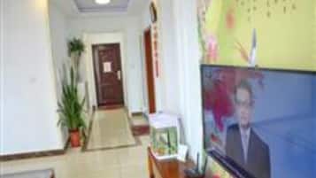 Two-Bedrooms Apartment | Room amenity