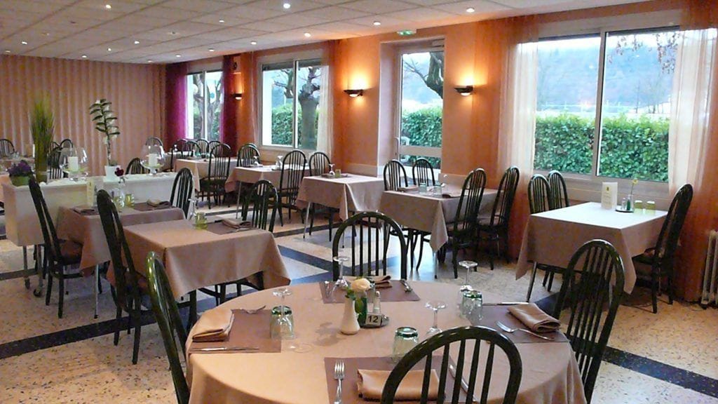 Lunch and dinner served, Regional cuisine