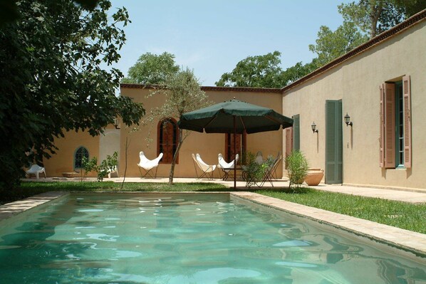 Outdoor pool - Villa Palmes (Marrakech)