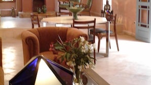 Unclassified image, 5 of 21, button - Villa Palmes (Marrakech)