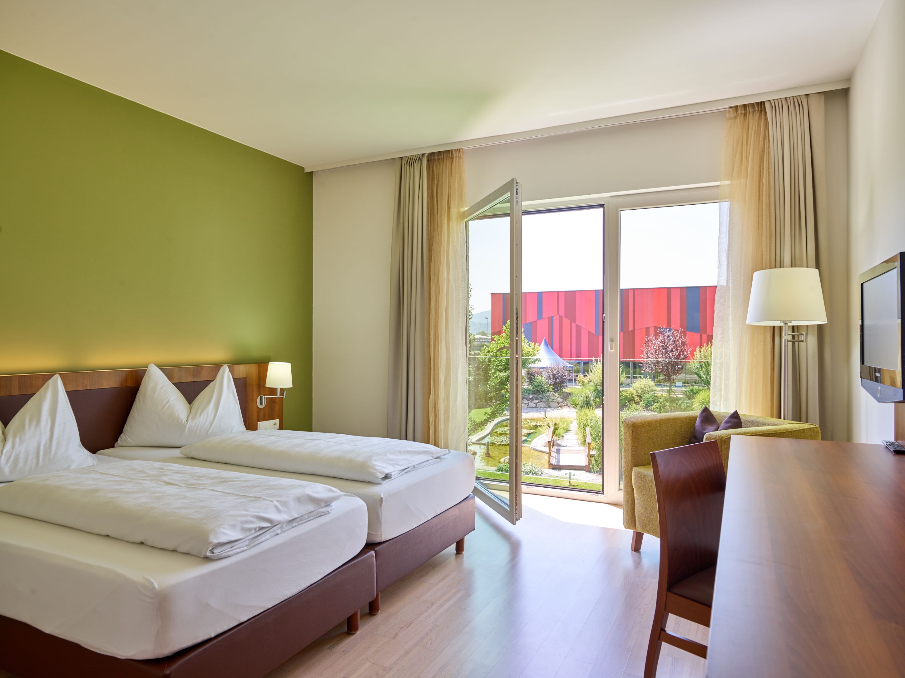 premium bedding, minibar, in-room safe, desk