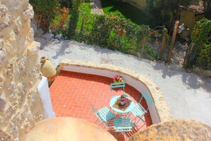 Double Room, Garden View | Terrace/patio