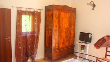 Chambre Double, vue jardin | Ăquipements de la chambre