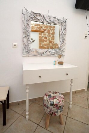 Room amenity - Galini Hotel (Agistri)