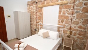 Cunas gratuitas, wifi gratis y ropa de cama 
