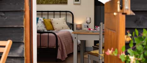 Suite Studio Confort, 1 lit double, vue cour intérieure, en bord de plage