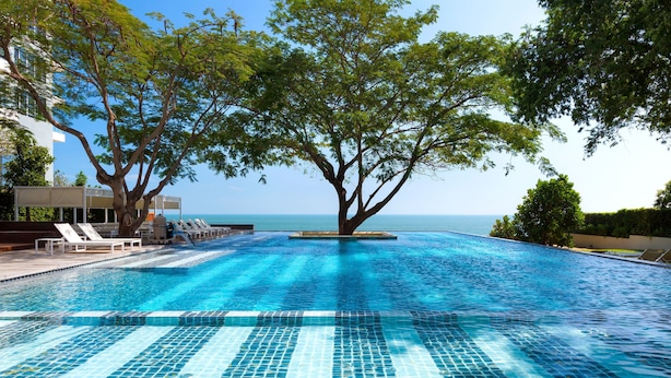 Piscine extérieure