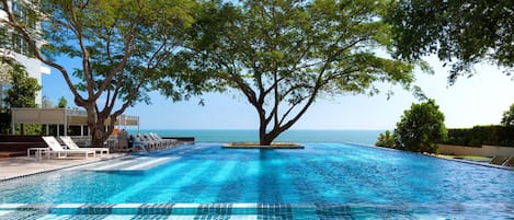 Udendørs pool
