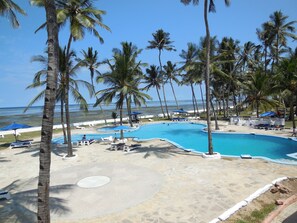 View from property - Sun N Sand Beach Resort (Mtwapa)