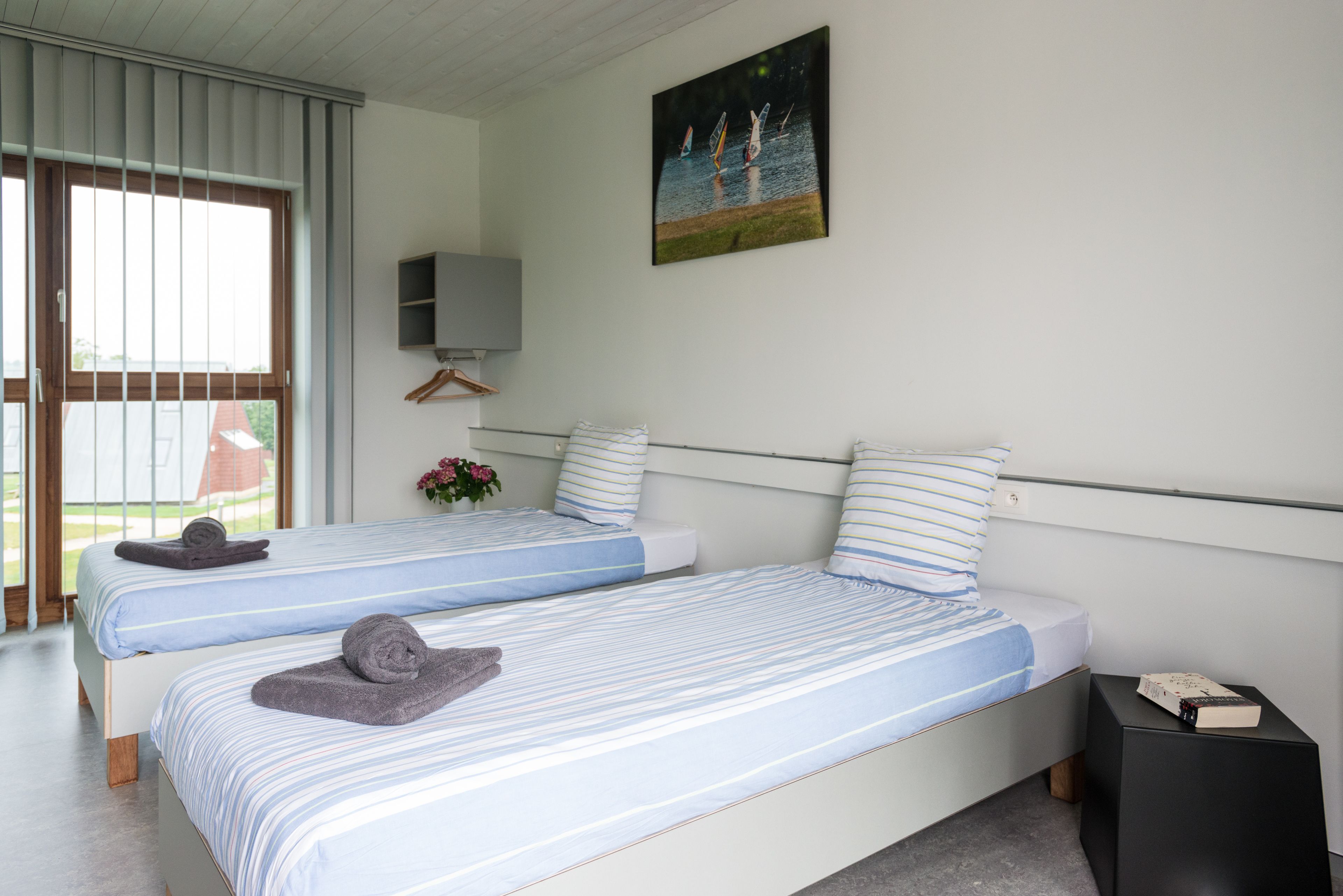 twin room | blackout curtains, soundproofing, bed sheets