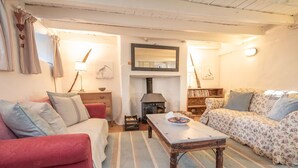 Cottage | Living room