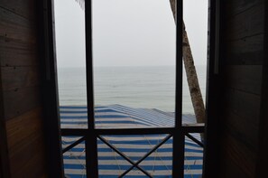 Balcony - Royal Touch Beach Huts & Restaurant (Canacona)