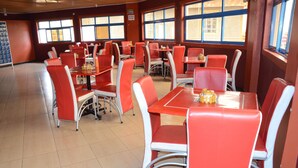 Restaurant - Golden Goose Hotel (Nairobi)