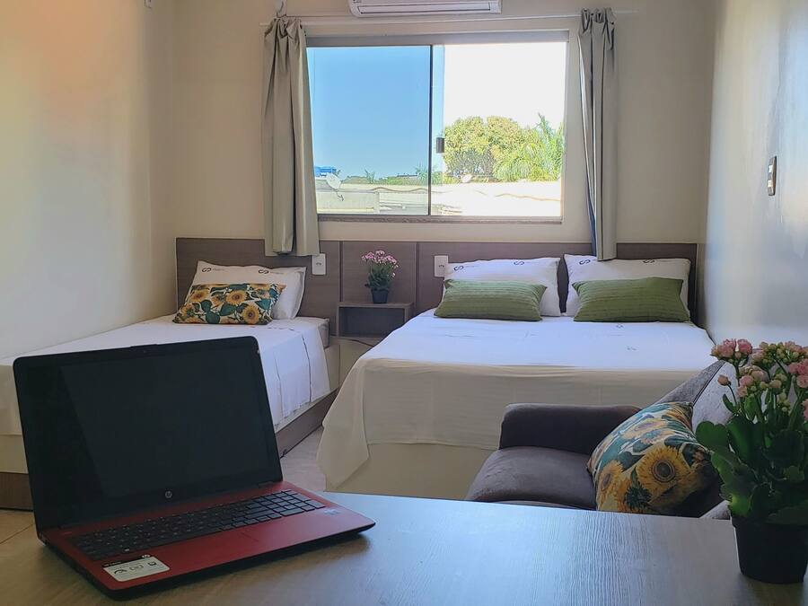 Habitación doble | Minibar, escritorio, tabla de planchar con plancha y wifi gratis