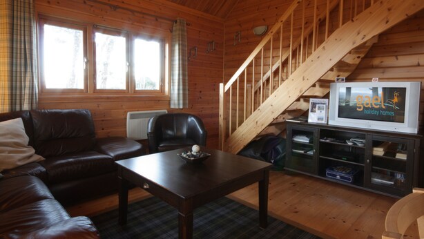 Cottage | Living area | Flat-screen TV, DVD player - Taigh Fiodha (Tain)