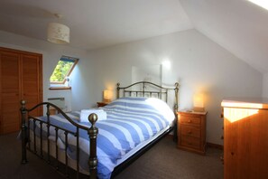 3 Schlafzimmer, Bügeleisen/Bügelbrett, kostenloses WLAN, Bettwäsche