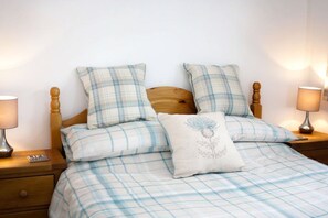 3 ห้องนอน, เตารีด/โต๊ะรีดผ้า, Wi-Fi ฟรี, ผ้าปูที่นอน