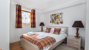 Room - Portland Apartment (Inverness)