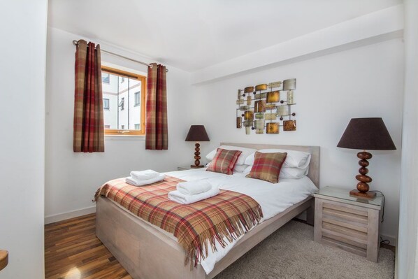 2 bedrooms, blackout curtains, iron/ironing board, free WiFi