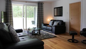 Unclassified image, 2 of 22, button - Delmhor No1 (Aviemore)